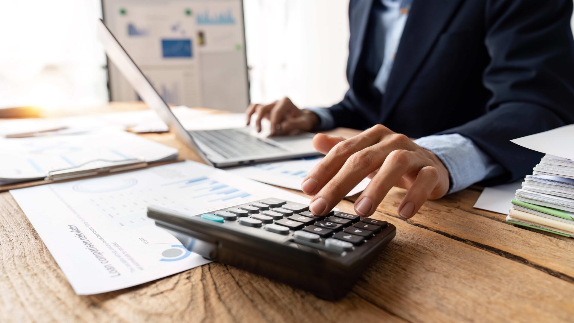businessman-working-on-desk-office-with-using-a-ca-2026-01-07-00-22-28-utc (1)